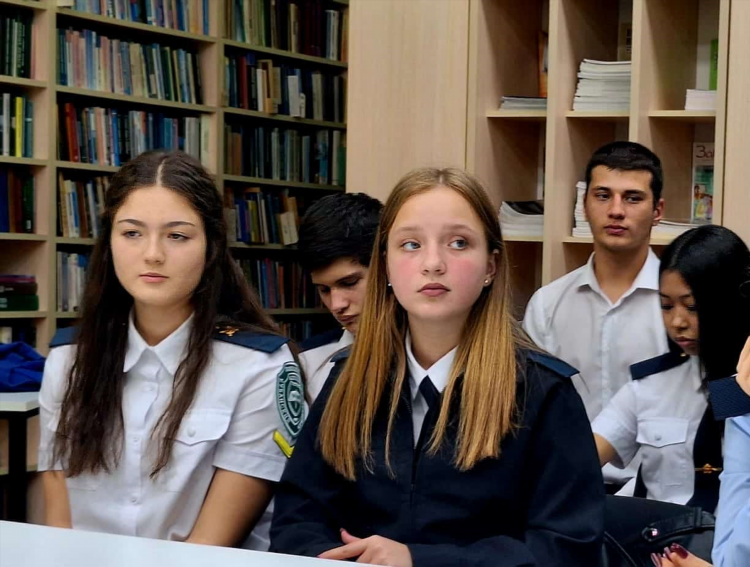 Книга жалоб и предложений черноморское в контакте объявления